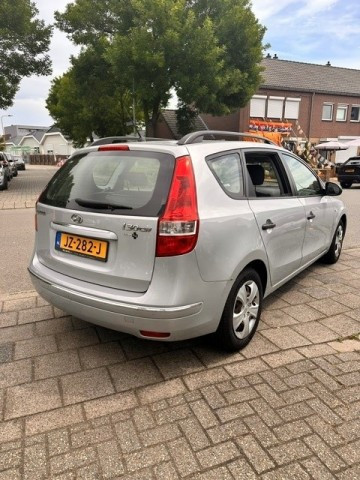 HYUNDAI I30CW Hatchback 5 drs