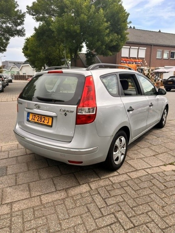HYUNDAI I30CW Hatchback 5 drs