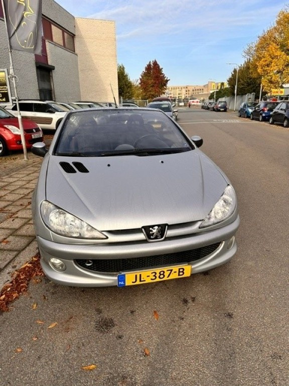 PEUGEOT 206 Cabriolet 2 drs