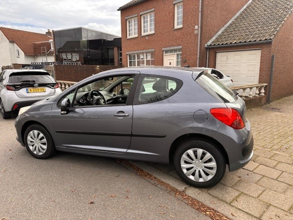 PEUGEOT 207 Hatchback 3 drs