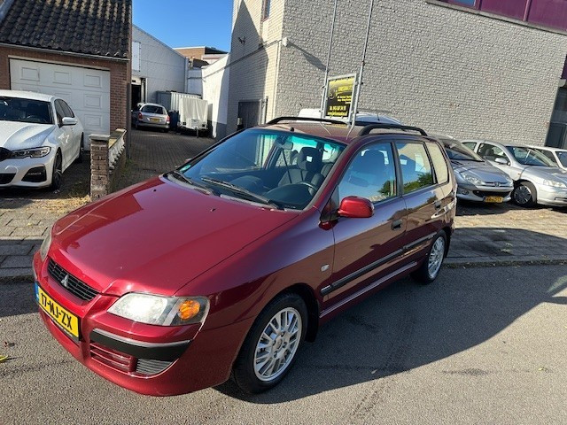 MITSUBISHI SPACE STAR MPV Ruimtewagen 4 drs