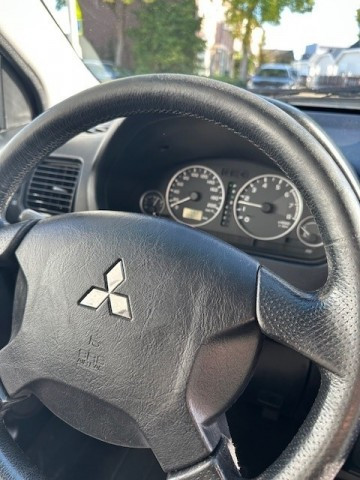 MITSUBISHI SPACE STAR MPV Ruimtewagen 4 drs