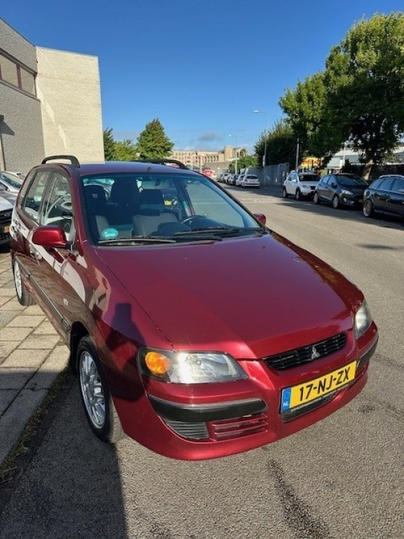 MITSUBISHI SPACE STAR MPV Ruimtewagen 4 drs