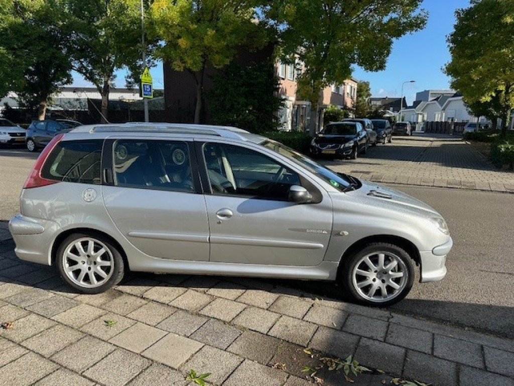 PEUGEOT 206 Stationwagon 5 drs