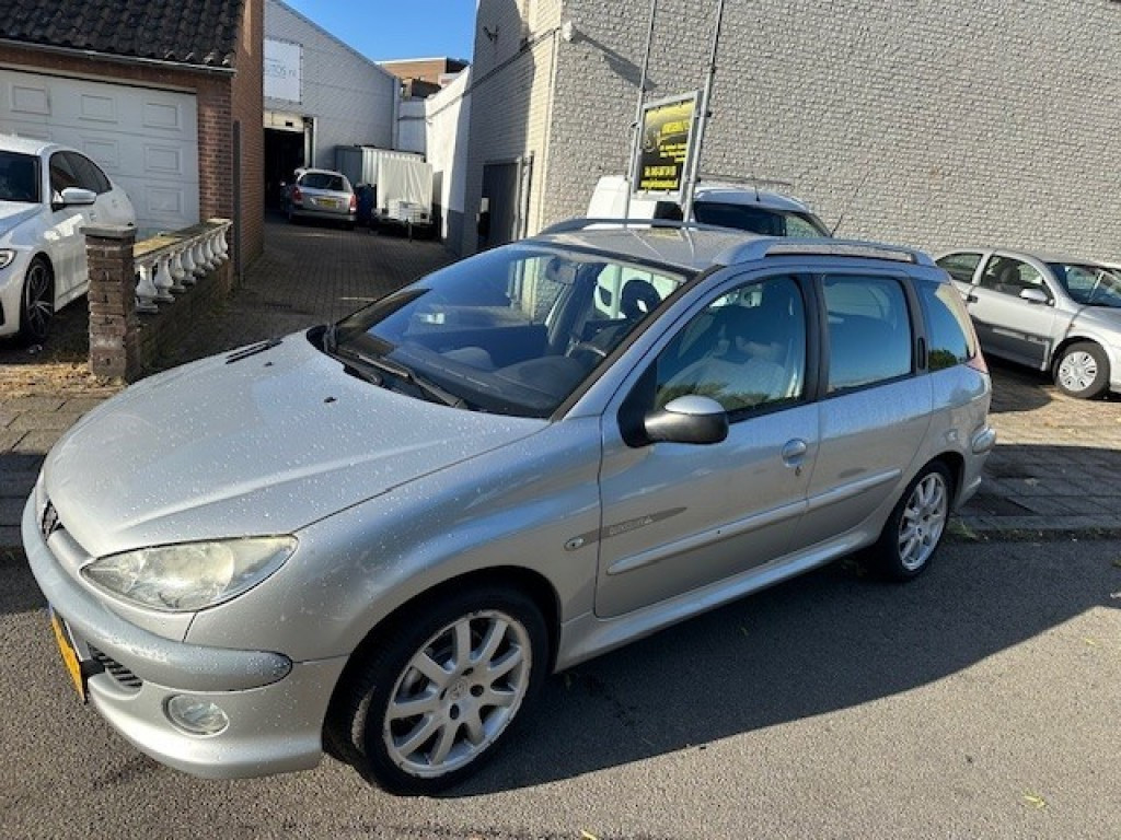PEUGEOT 206 Stationwagon 5 drs