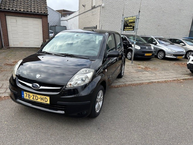 SUBARU JUSTY Hatchback 5 drs