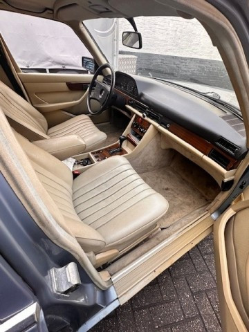 MERCEDES-BENZ SE Sedan 4 drs