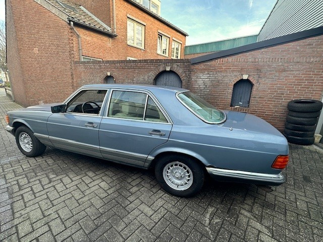 MERCEDES-BENZ SE Sedan 4 drs