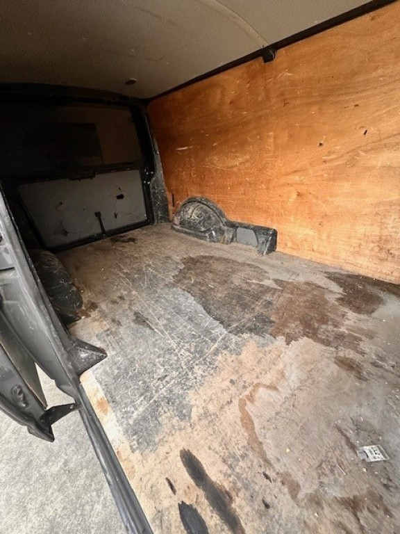 VOLKSWAGEN TRANSPORTER Bestelwagen