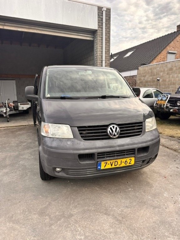 VOLKSWAGEN TRANSPORTER Bestelwagen