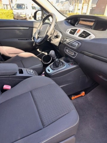 RENAULT SCENIC Hatchback 5 drs