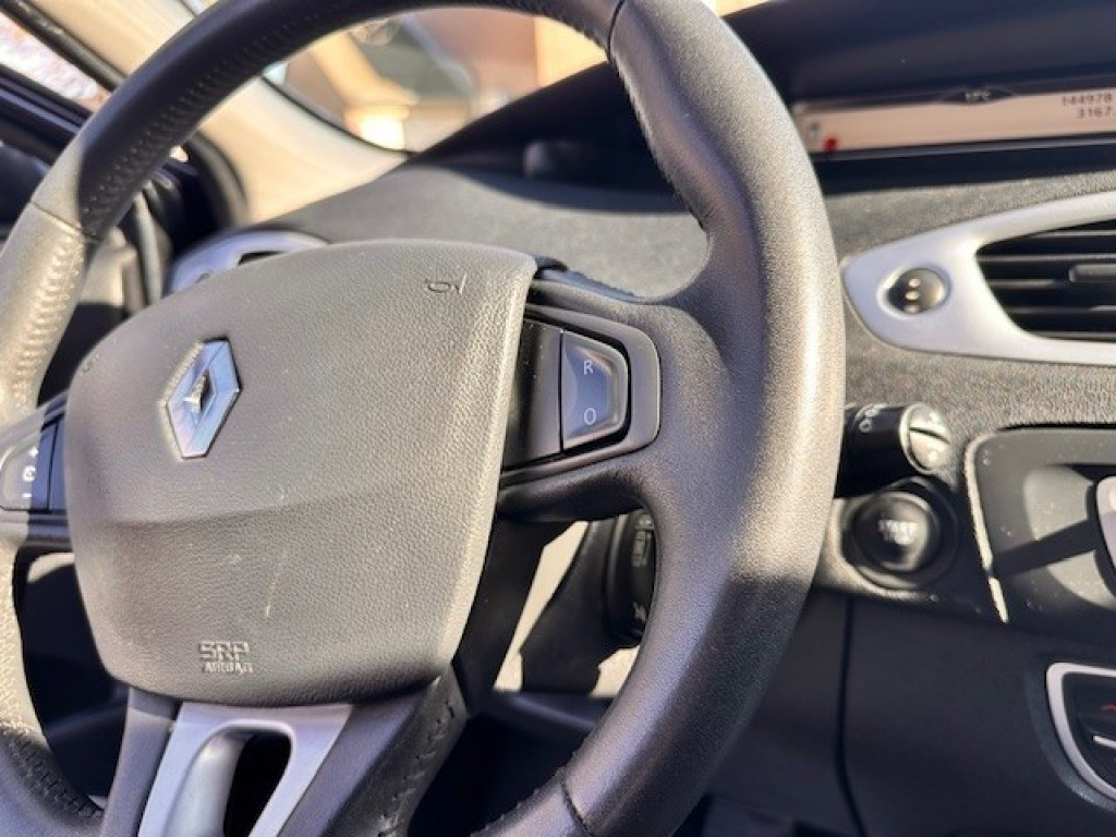 RENAULT SCENIC Hatchback 5 drs