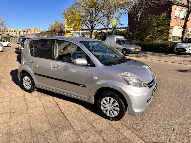 SUBARU JUSTY Hatchback 5 drs