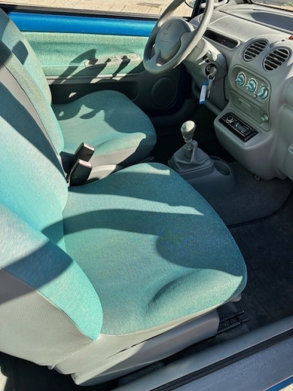 RENAULT TWINGO Hatchback 3 drs