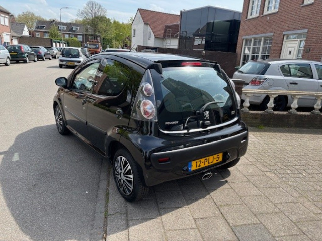 PEUGEOT 107 Hatchback 5 drs