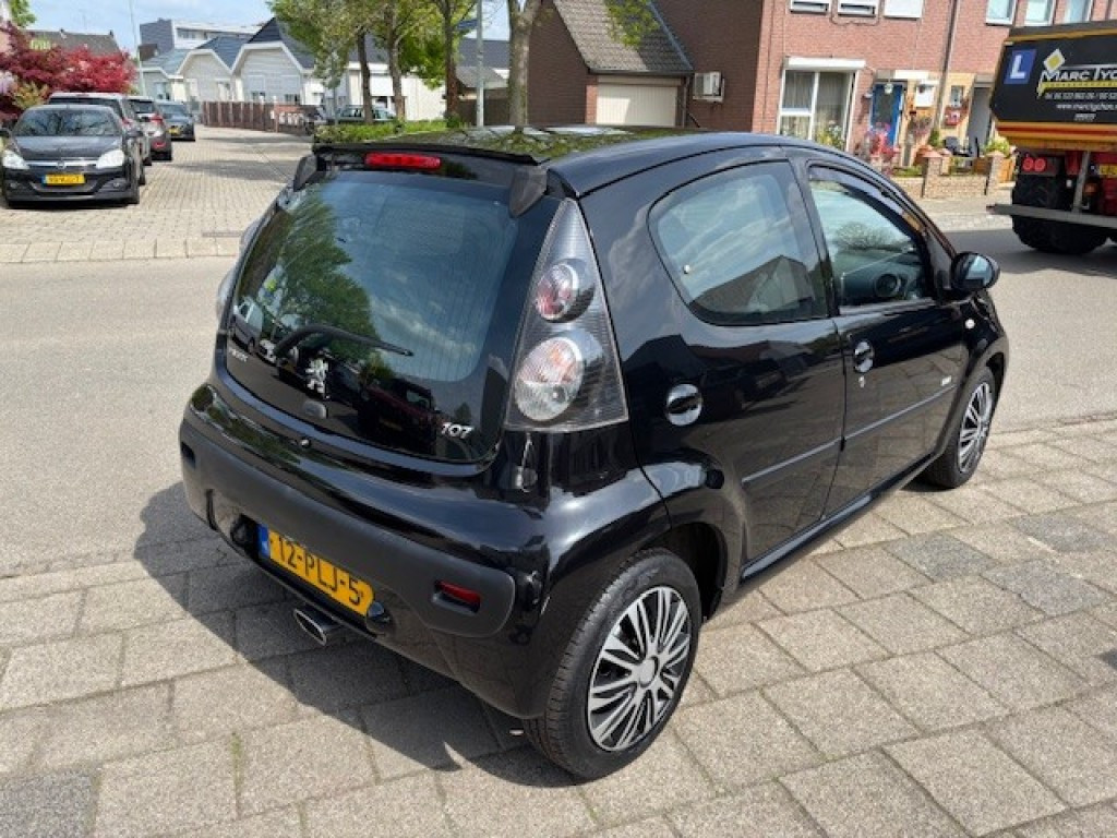 PEUGEOT 107 Hatchback 5 drs