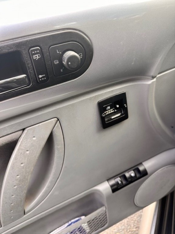 VOLKSWAGEN NEW BEETLE Hatchback 3 drs