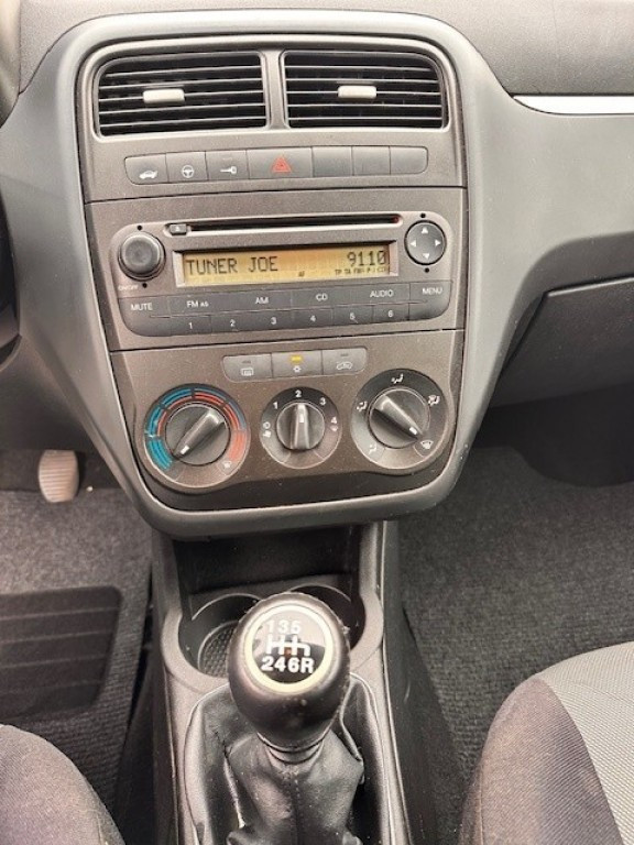 FIAT PUNTO Coupe 4 drs