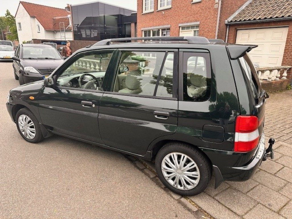 MAZDA DEMIO Stationwagon 5 drs
